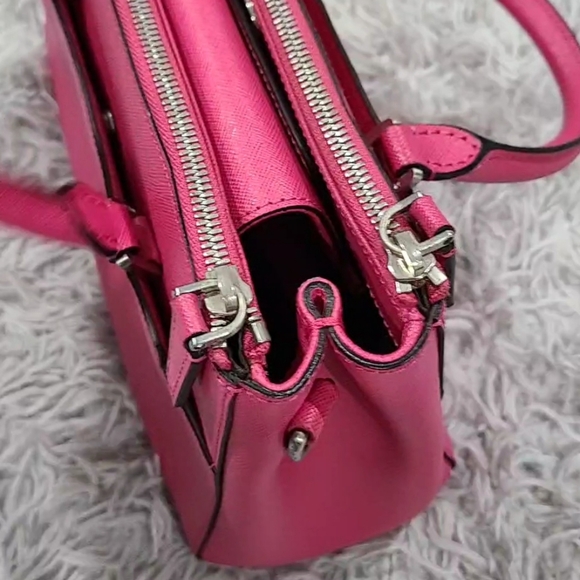 Authentic ❤️ MCM Crossbody Good Use Condition! Christmas Sale!! - Picture 5 of 15